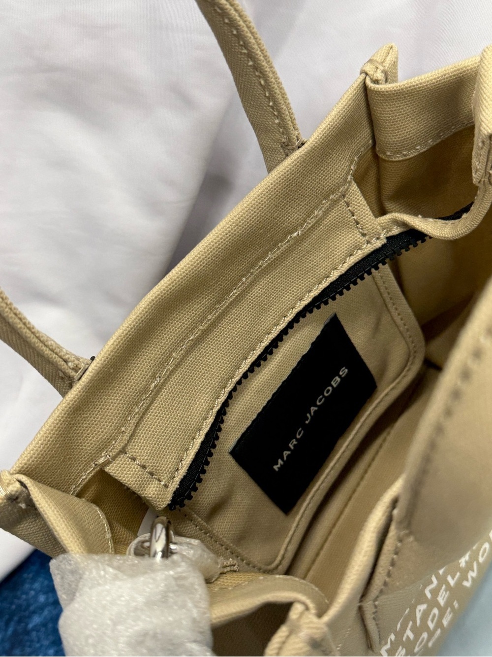 (new+tag) The Marc Jacobs canvas supply crossbody bag beige khaki tan - Picture 15 of 17